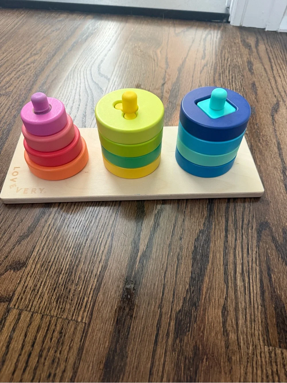 The Researcher Playkit-Stack & Match Colorful Twist Puzzle - Pink, Yellow & Teal
